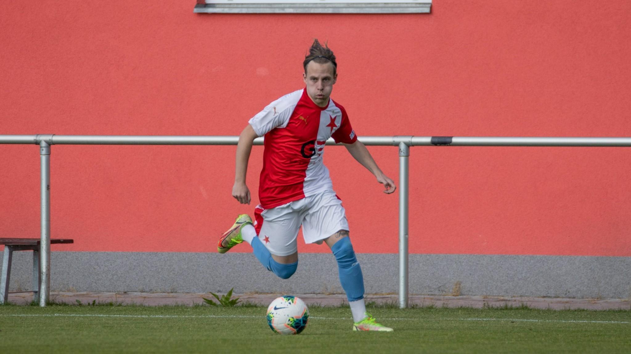 Slavia porazila Vysokou, bude jednou nohou v divizi
