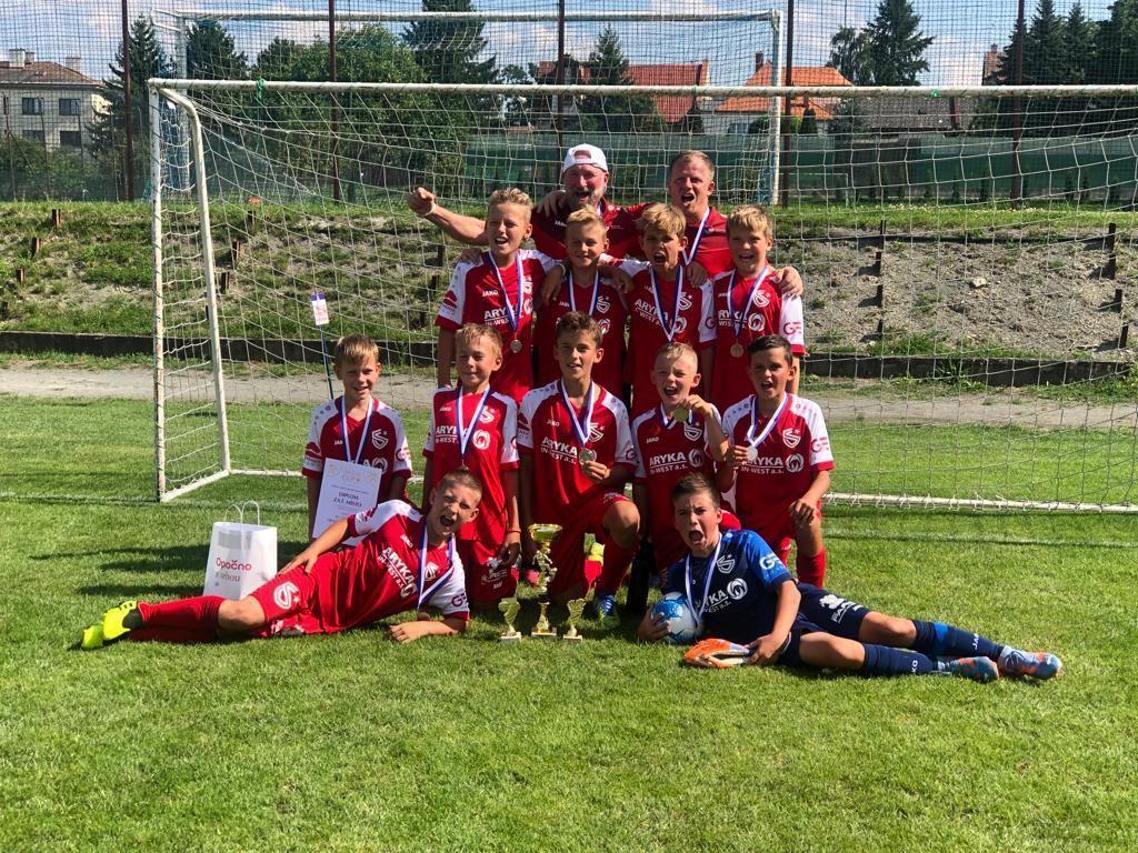 Starší přípravka U11 získala stříbrné medaile na velmi dobře obsazeném turnaji v Opočně