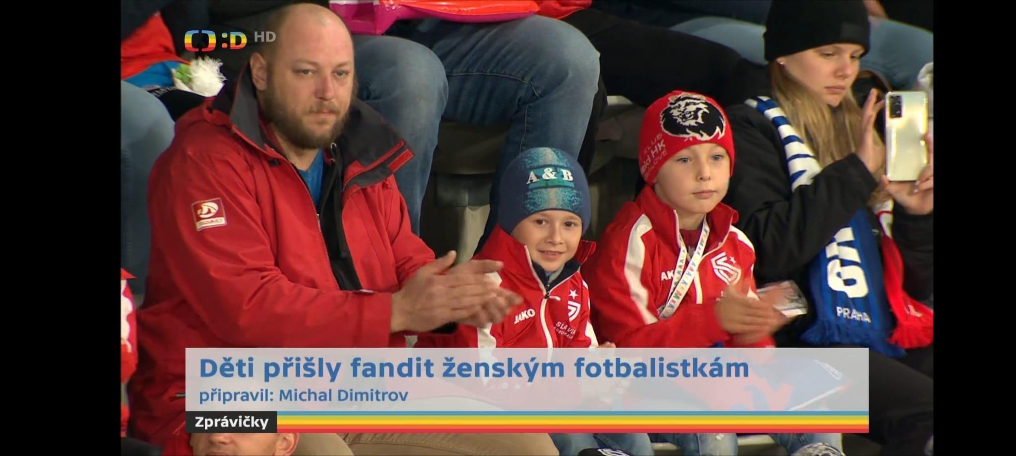 Na reprezentaci žen přišla rekordní návštěva, na lízátkách bylo i pět stovek slávistů