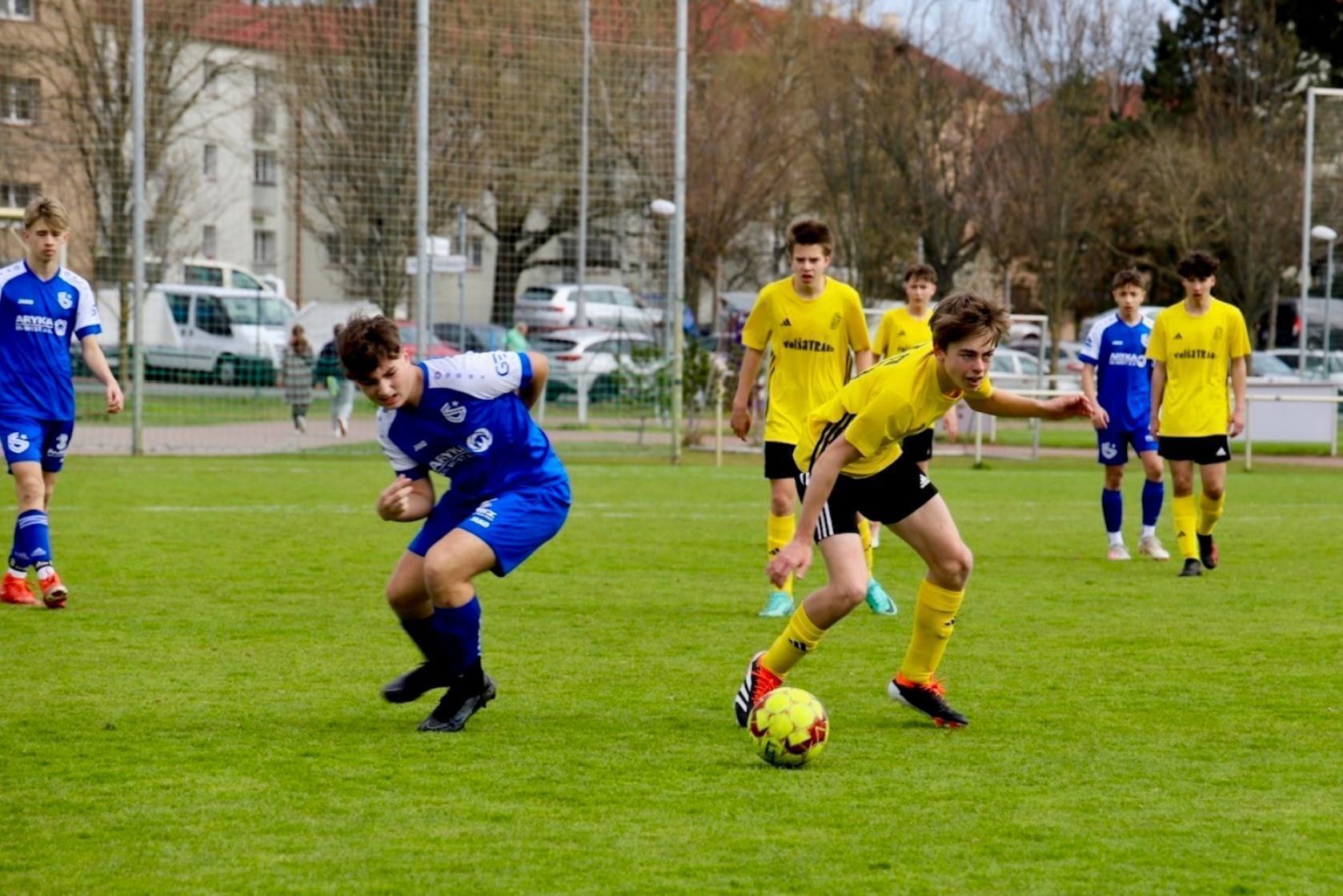 Starší žáci zvládli těžké domácí zápasy s Vyšehradem a získali šest bodů