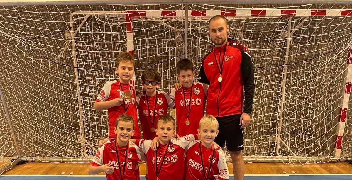 HALOVÉ TURNAJE U11 | “jedenáctka“ vyhrála oba víkendové turnaje v Heřmanově Městci